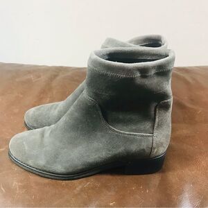 Valdini Bella Waterproof Boot Gray Suede Slip on